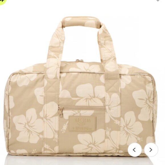 Aloha Collection  Keep It Light Weekender Hana Hou  NWT - Picture 2 of 7